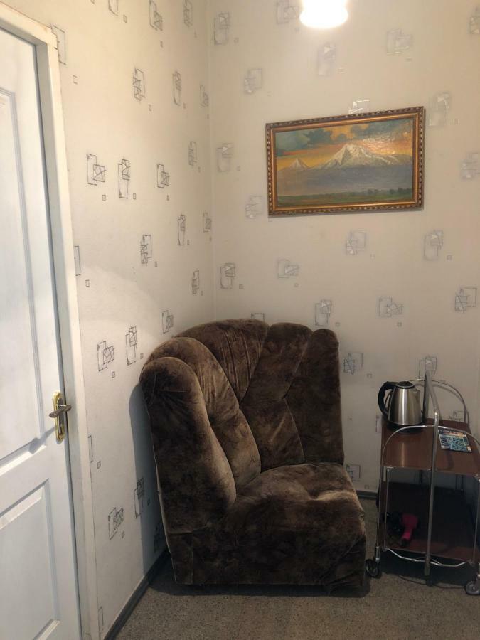 Second Room Yerevan Exterior photo